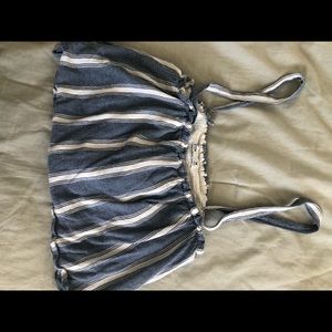 Super cropped Hollister top